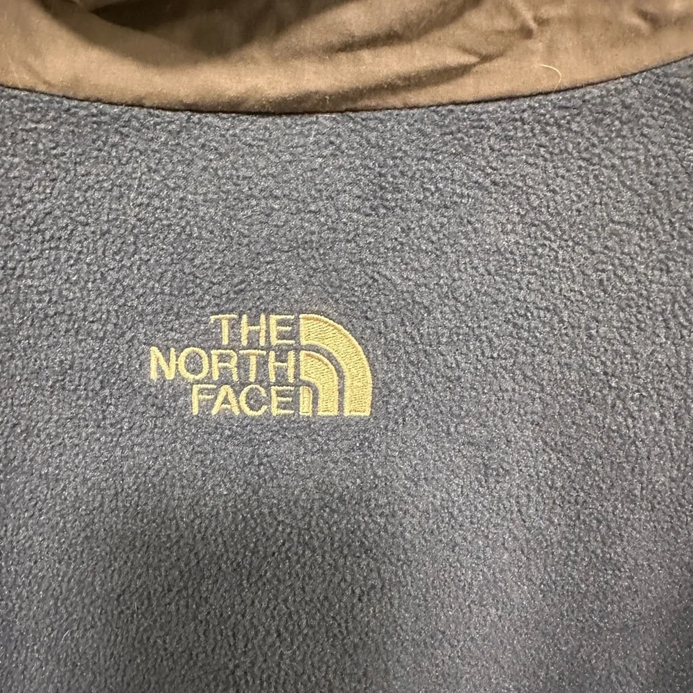 The North Face Navy Fleece zip up Jacket men’s Size XL!